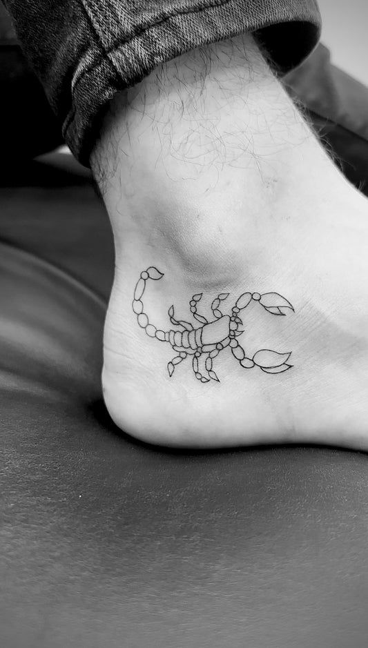 Tattoo: Scorpion B&W